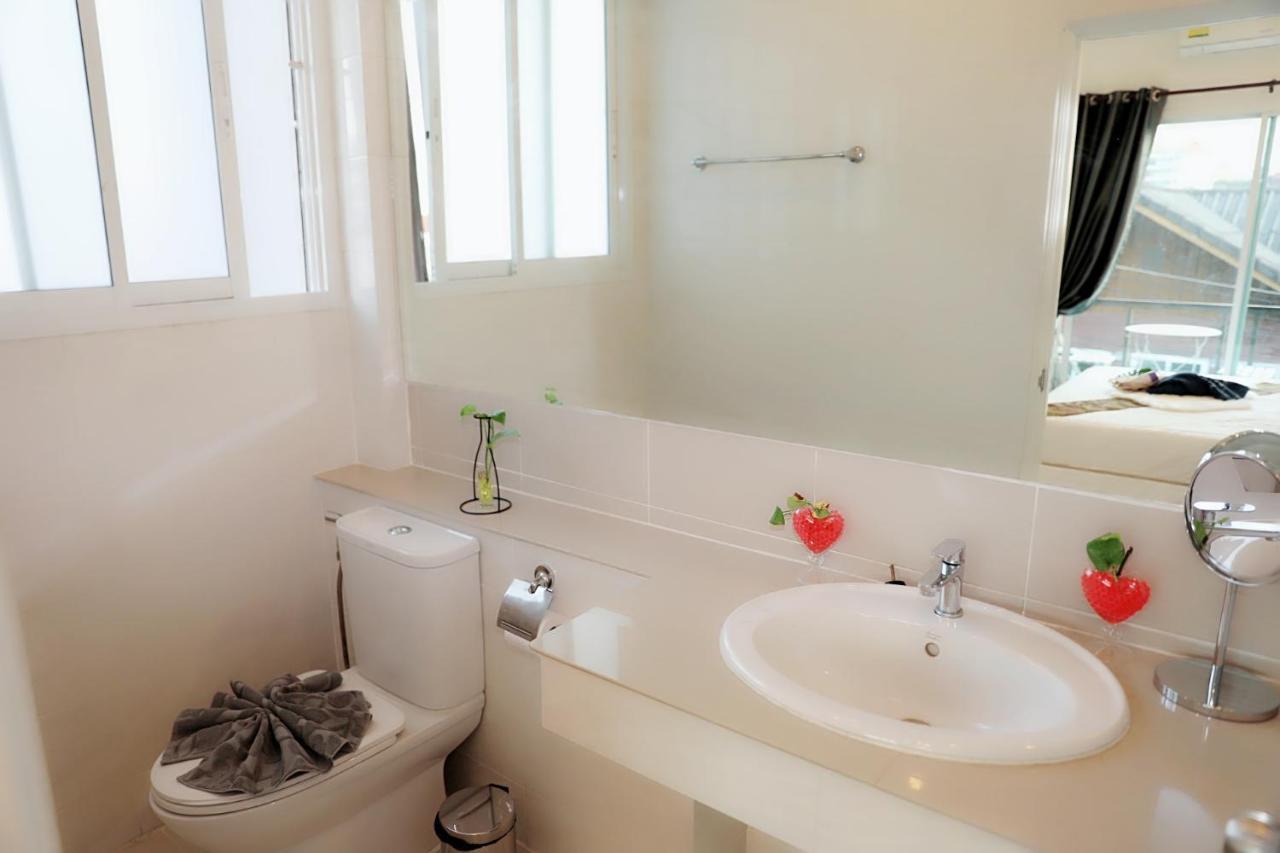 Close Maya Nimman 5Bedroom Villa Чиангмай Экстерьер фото
