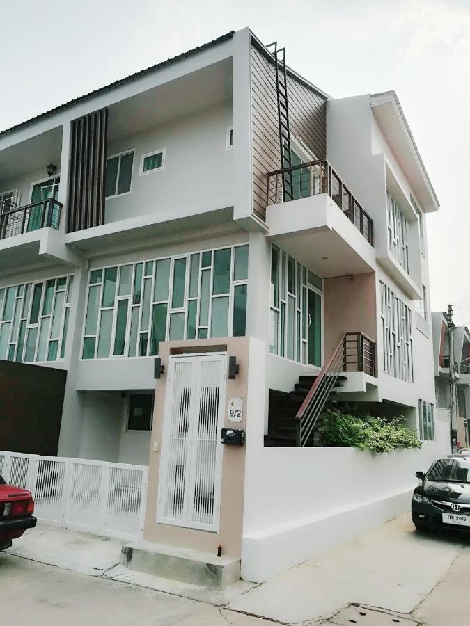 Close Maya Nimman 5Bedroom Villa Чиангмай Экстерьер фото